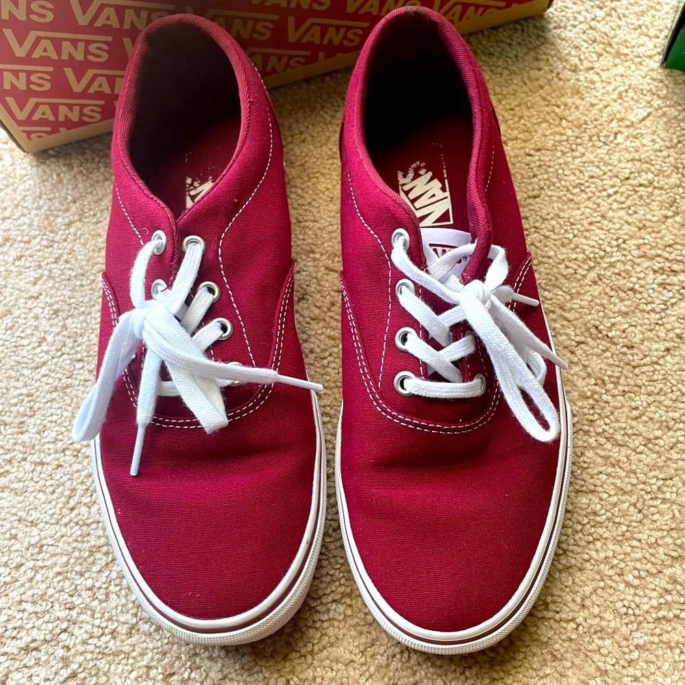 Doheny (Canvas) Cabernet/White Vans